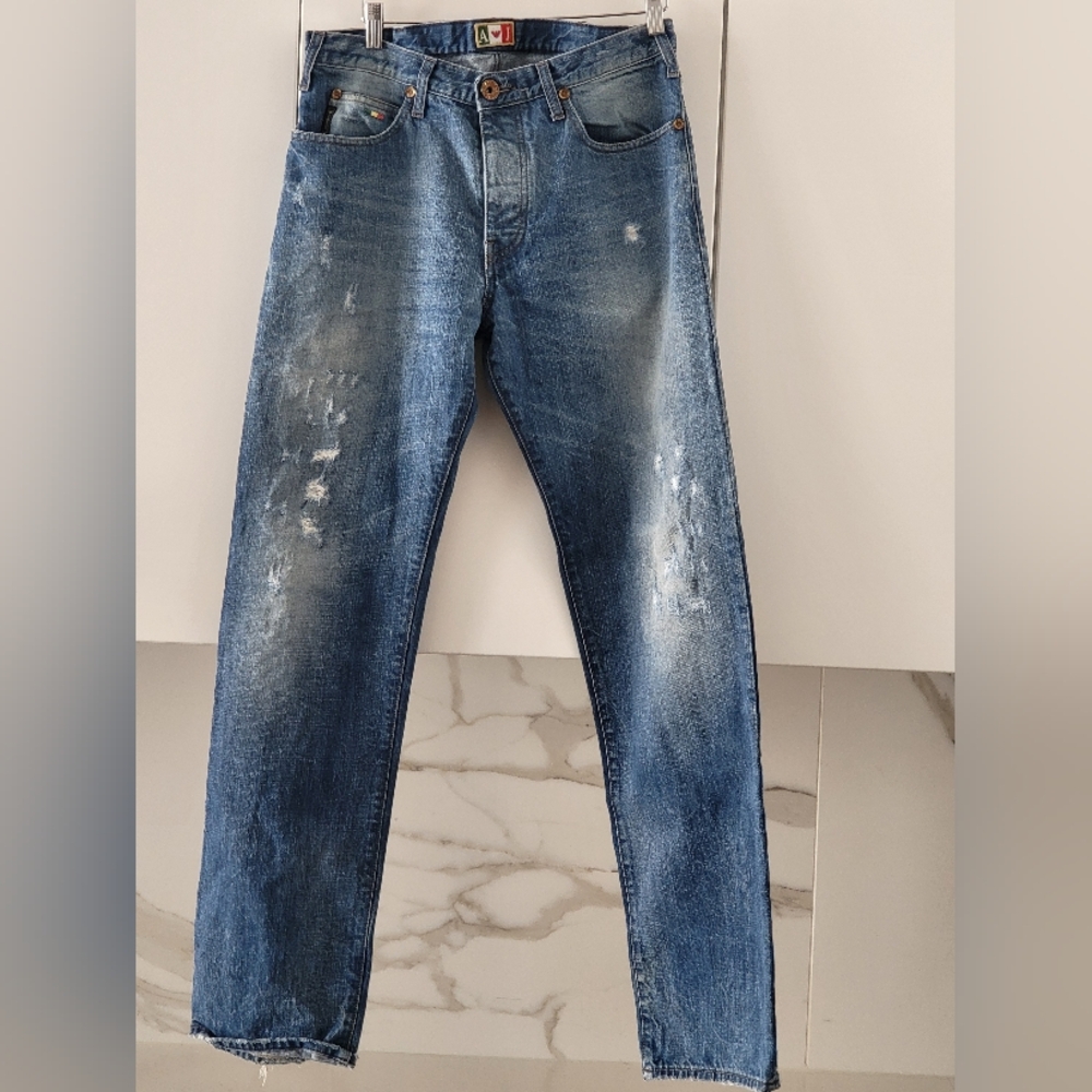 Armani Jeans. Size 33. Blue Jeans